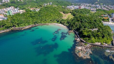 204 - Lindo apto em Bombas com 02 dormitórios