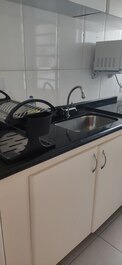 Amplio apartamento en una ubicación privilegiada. A pasos de la playa de Guarujá, ideal para disfrutar en familia o con amigos.