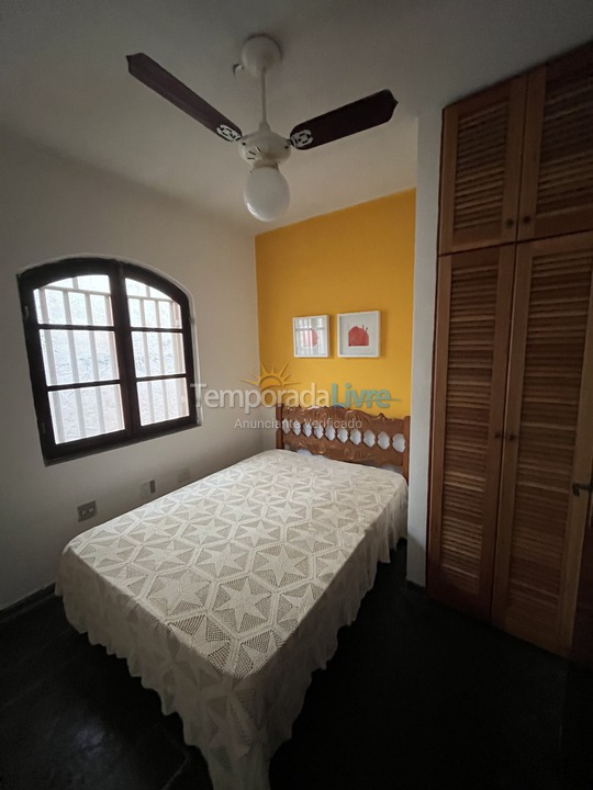 Casa para aluguel de temporada em Ubatuba (Praia das Toninhas)