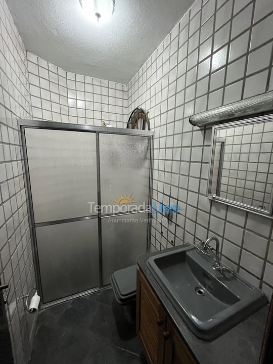 Casa para aluguel de temporada em Ubatuba (Praia das Toninhas)