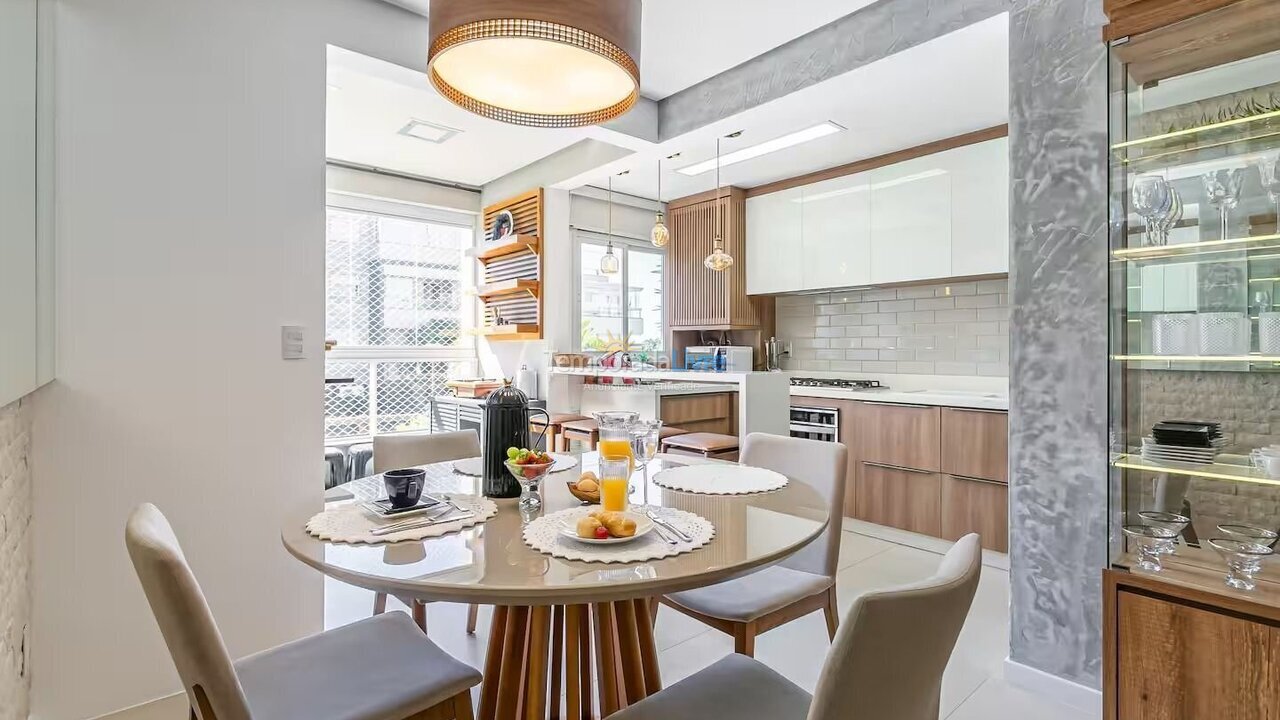 Apartamento para aluguel de temporada em Florianopolis (Campeche)