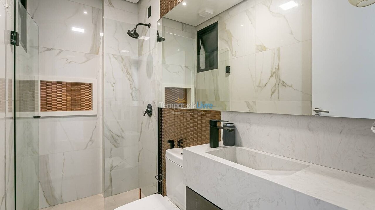 Apartamento para aluguel de temporada em Florianopolis (Campeche)