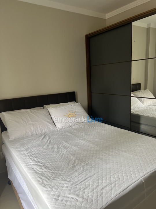 Apartamento para aluguel de temporada em Balneário Camboriú (Praia Central)