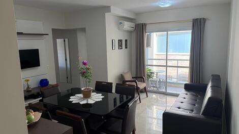 INGLESES, 5 PESSOAS 2 QUARTOS 2 BANHEIROS