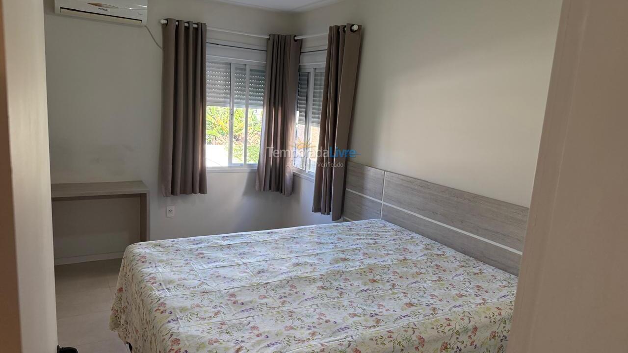 Apartamento para aluguel de temporada em Florianopolis (Praia dos Ingleses)