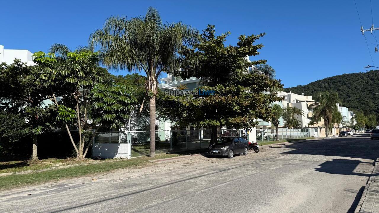Apartamento para aluguel de temporada em Florianopolis (Praia dos Ingleses)