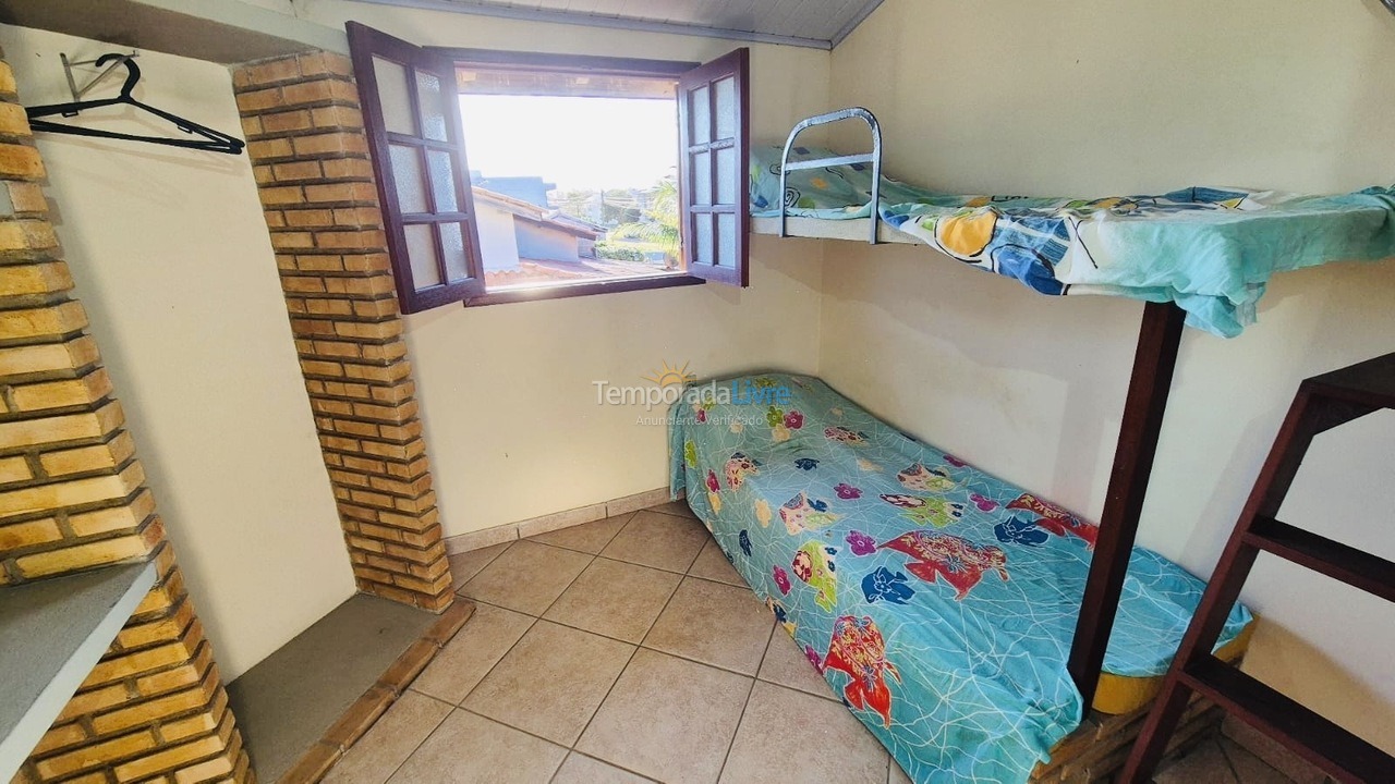 Casa para aluguel de temporada em São João da Barra (Praia Grussai)