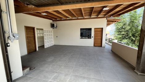 Fantástica casa de playa con piscina cerca de Beto Carreiro