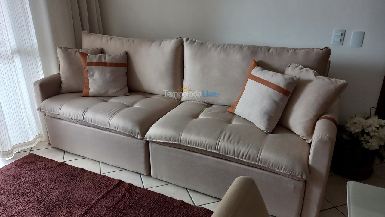 Apartamento para aluguel de temporada em Florianópolis (Praia Brava)