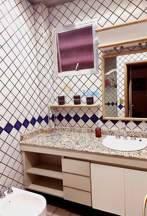 Apartamento para aluguel de temporada em Guarujá (Pitangueiras)