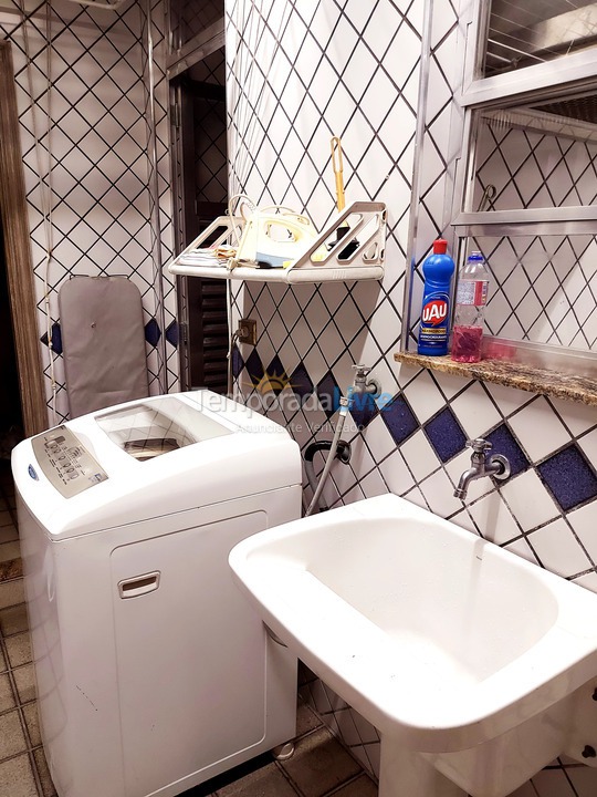 Apartamento para aluguel de temporada em Guarujá (Pitangueiras)