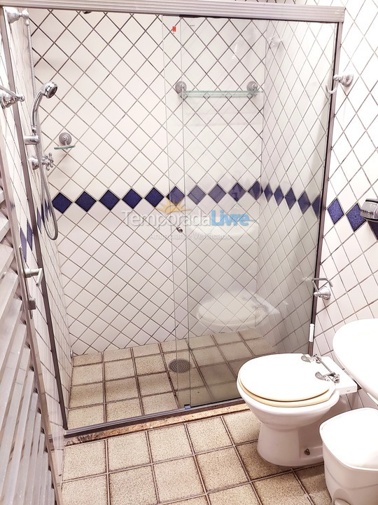 Apartamento para aluguel de temporada em Guarujá (Pitangueiras)