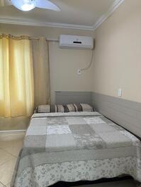 Precioso ático dúplex con piscina privada en el centro de Bombinhas