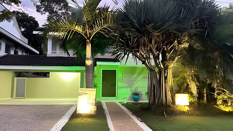 A Melhor da Riviera! 5 Suítes | Piscina Aquecida