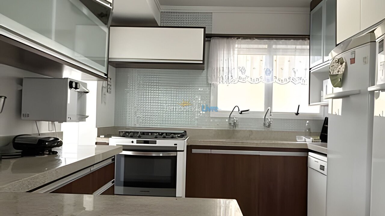 Ranch for vacation rental in Bertioga (Riviera de São Lourenço)