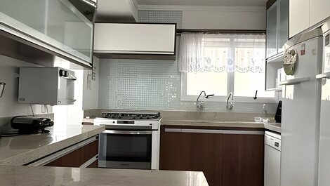 Duplex - 5 bedrooms - Riviera de São Lourenço