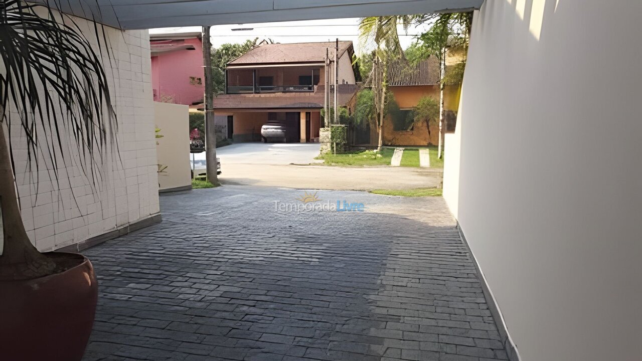 Ranch for vacation rental in Bertioga (Riviera de São Lourenço)