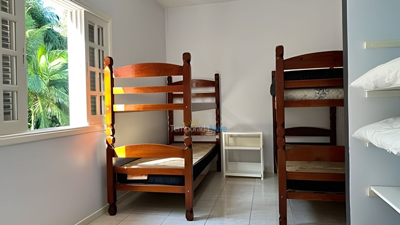 Chácara / sítio para aluguel de temporada em Bertioga (Riviera de São Lourenço)