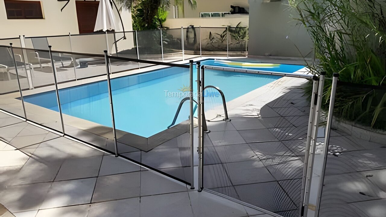 Chácara / sítio para aluguel de temporada em Bertioga (Riviera de São Lourenço)