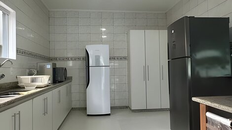 For Large Groups - 8 Rooms - Riviera de São Lourenço