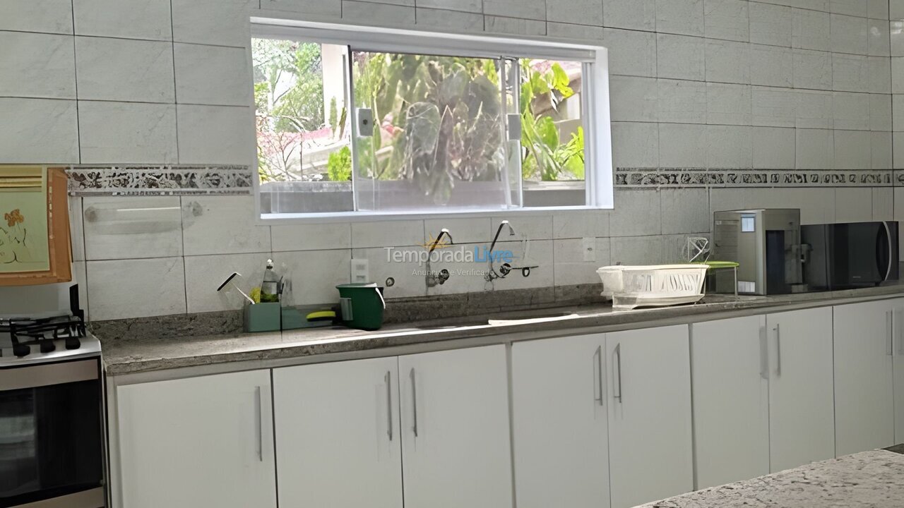 Chácara / sítio para aluguel de temporada em Bertioga (Riviera de São Lourenço)