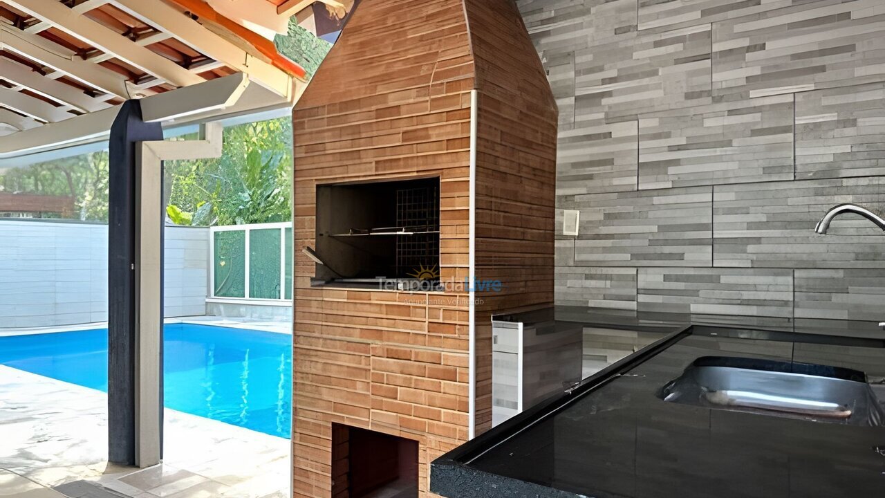 Chácara / sítio para aluguel de temporada em Bertioga (Riviera de São Lourenço)