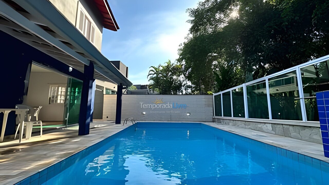 Chácara / sítio para aluguel de temporada em Bertioga (Riviera de São Lourenço)