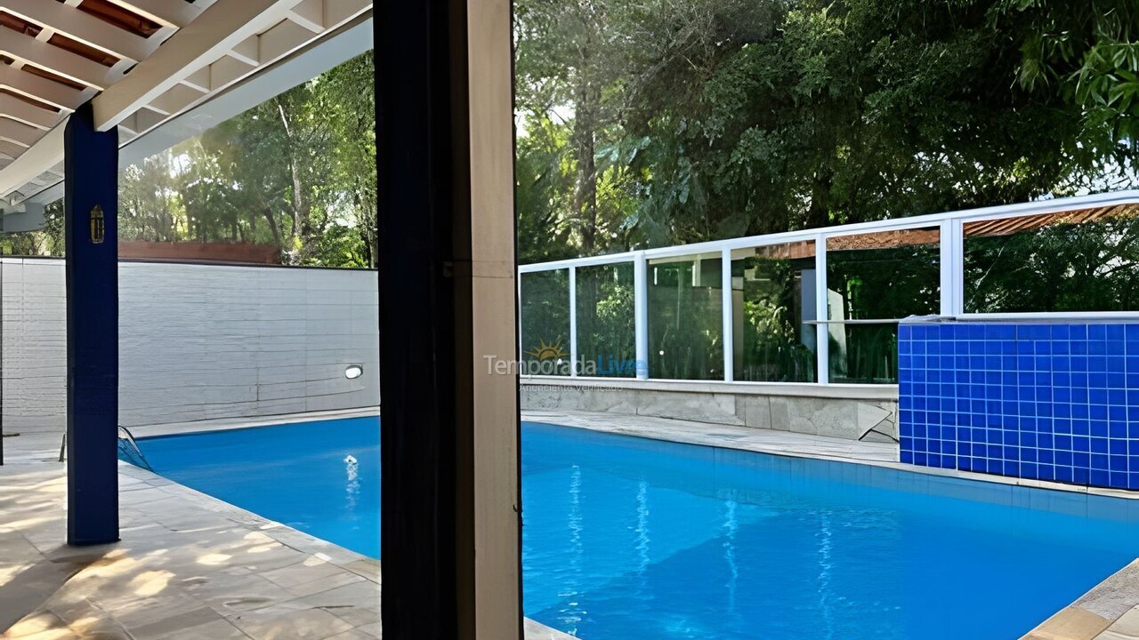 Chácara / sítio para aluguel de temporada em Bertioga (Riviera de São Lourenço)