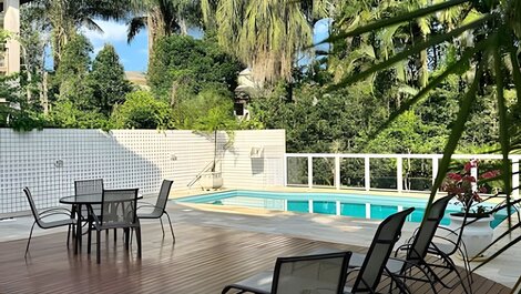 Tranquila e Espaçosa Casa na Riviera | 4 Suítes