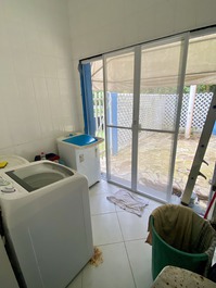 Beautiful house for Season Bertioga With Pool 15 minutes from the Beach