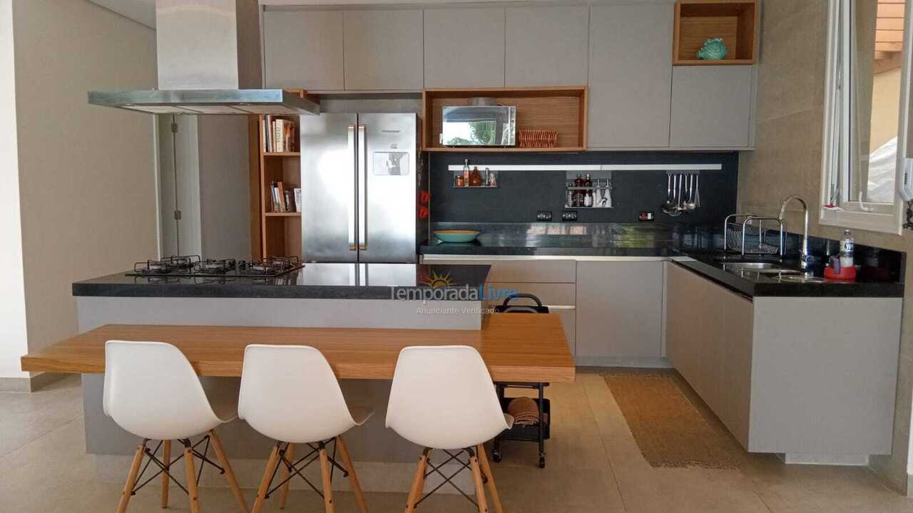 Casa para alquiler de vacaciones em São Sebastião (Juquehy)