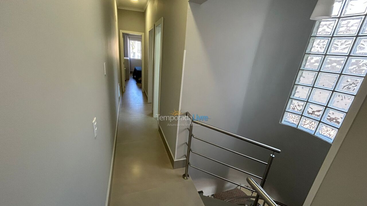 House for vacation rental in Bombinhas (Praia de Bombas)