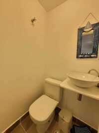 Condominium, 4 suites, shared pool, 3 spaces, 10 people, 200 m from the beach.