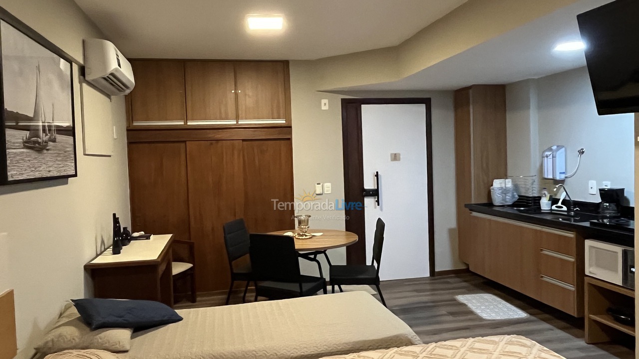 Apartamento para alquiler de vacaciones em Salvador (Caminho das árvores)