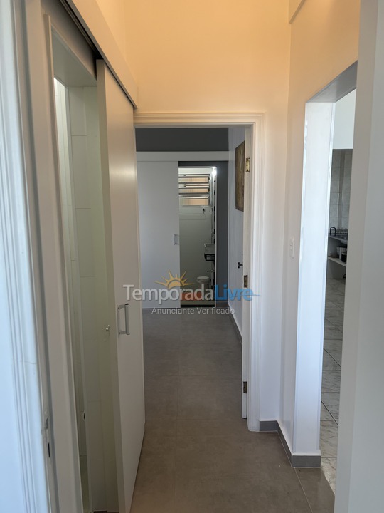 Apartamento para aluguel de temporada em Santos (Embare)