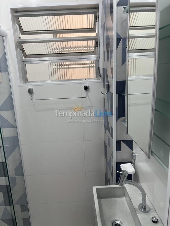Apartamento para aluguel de temporada em Santos (Embare)