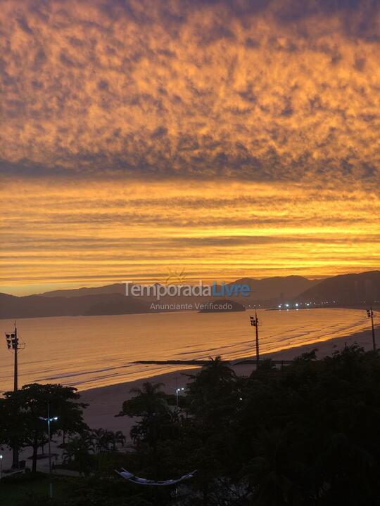 Apartamento para aluguel de temporada em Santos (Embare)