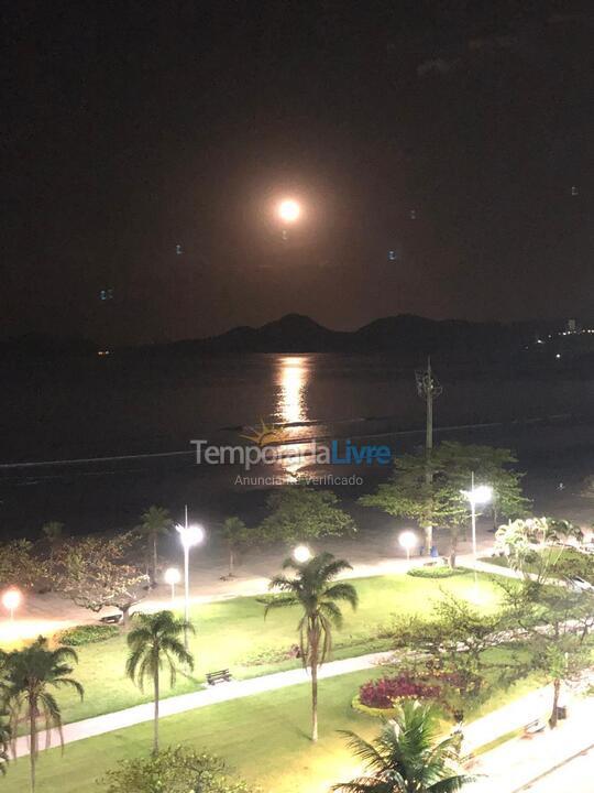 Apartamento para aluguel de temporada em Santos (Embare)