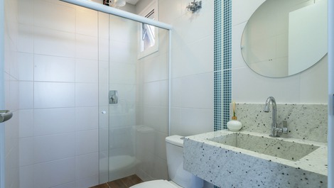 Luxury and Comfort Facing the Sea in Zimbros