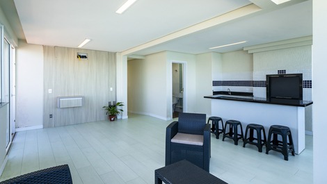 Luxury and Comfort Facing the Sea in Zimbros