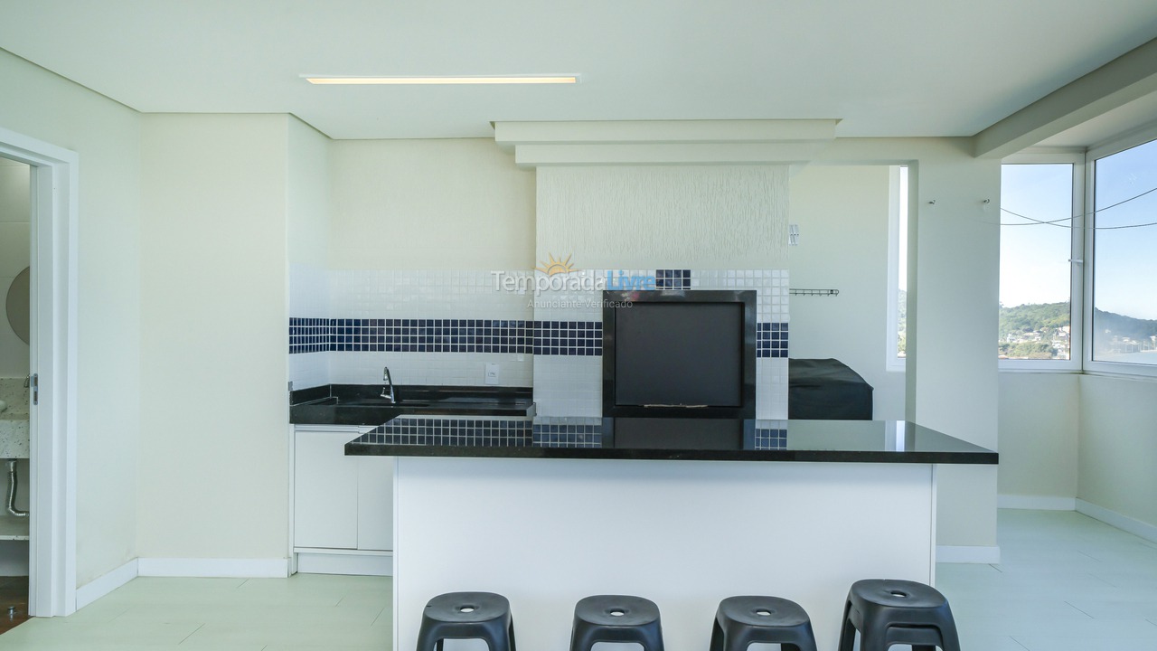 House for vacation rental in Bombinhas (Praia de Zimbros)