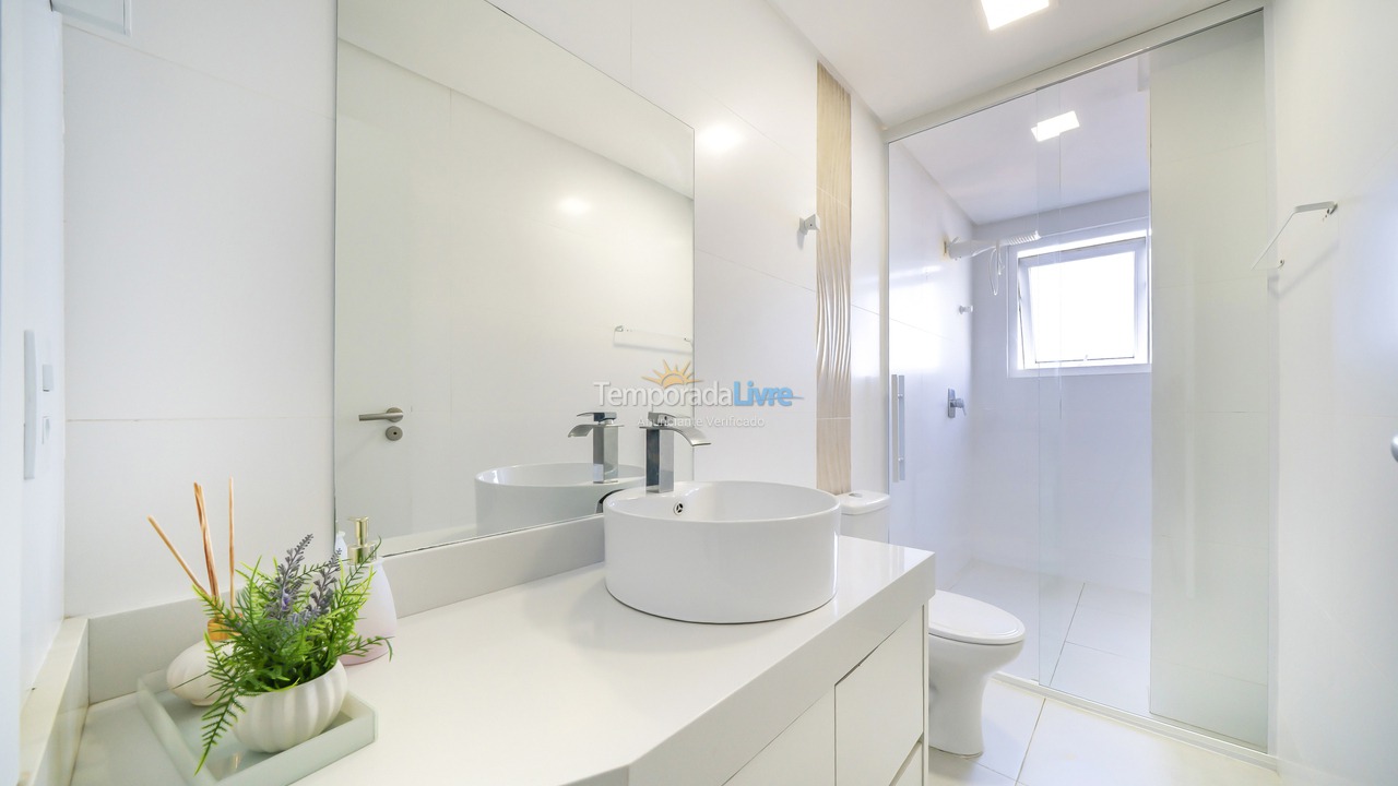 House for vacation rental in Bombinhas (Praia de Zimbros)