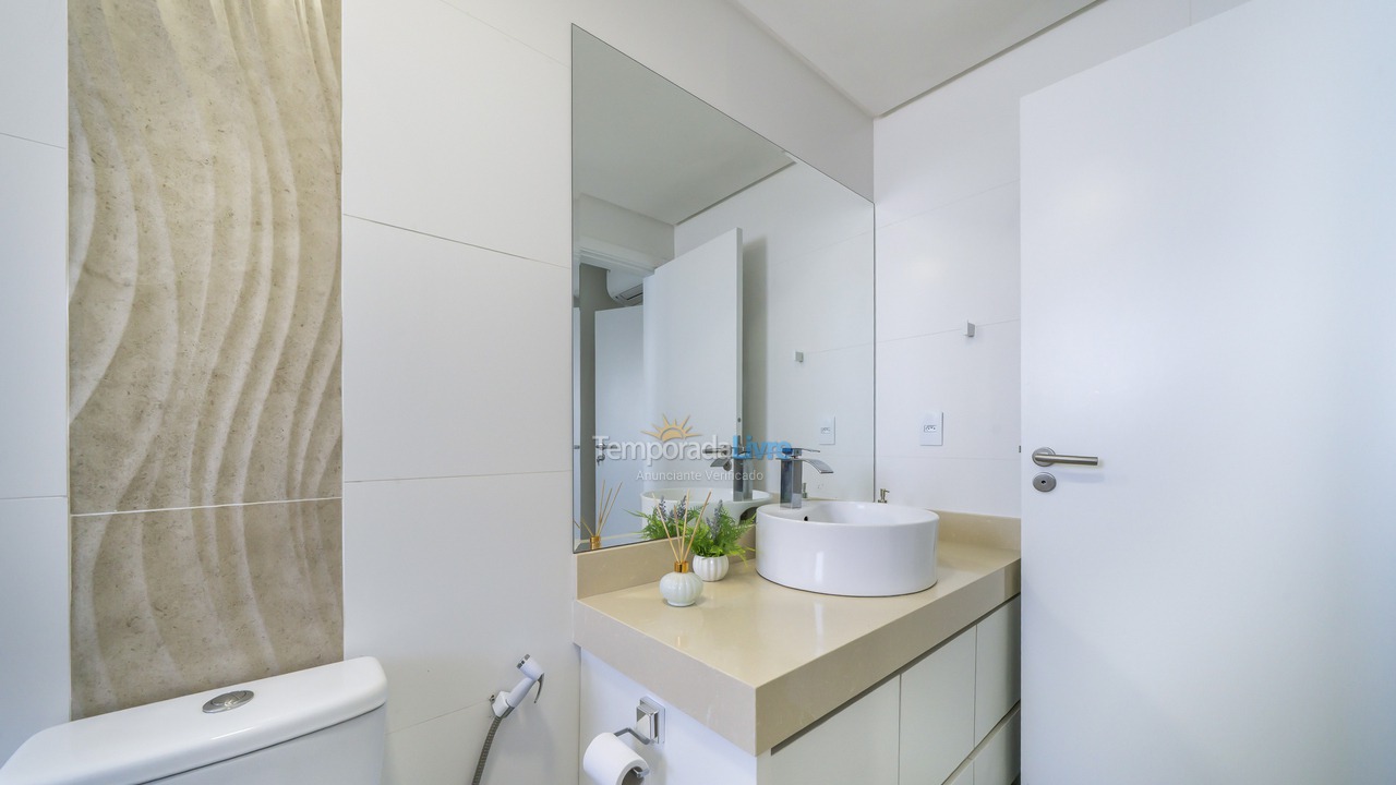 House for vacation rental in Bombinhas (Praia de Zimbros)