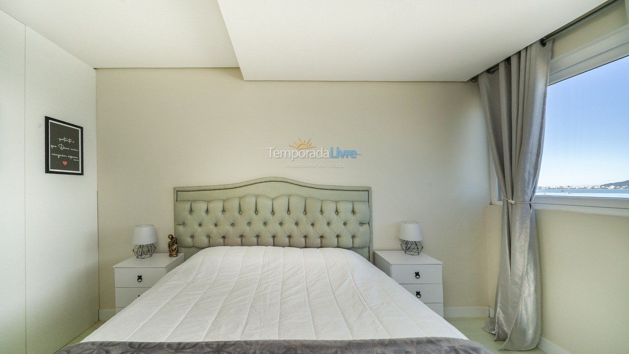 House for vacation rental in Bombinhas (Praia de Zimbros)