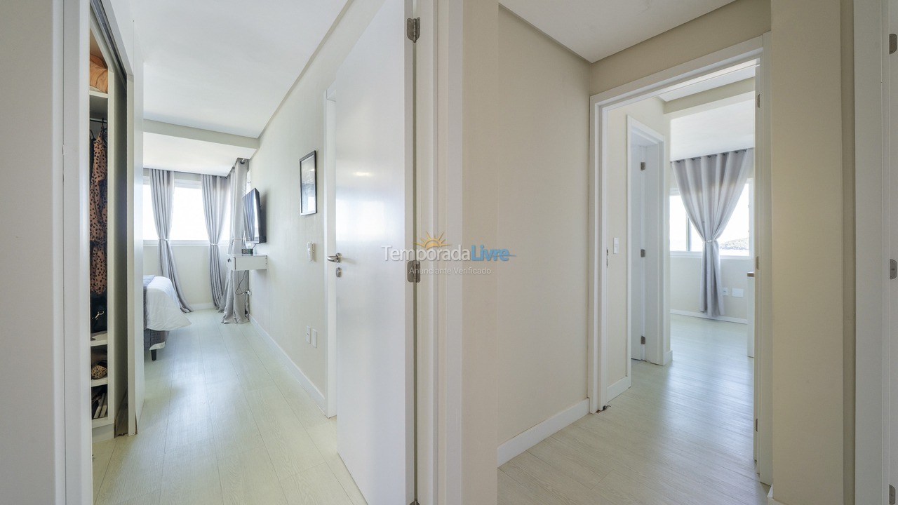 House for vacation rental in Bombinhas (Praia de Zimbros)