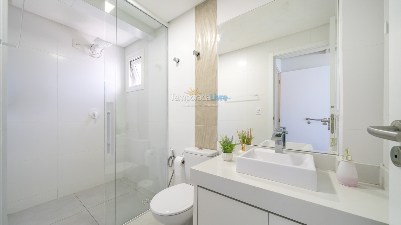 House for vacation rental in Bombinhas (Praia de Zimbros)