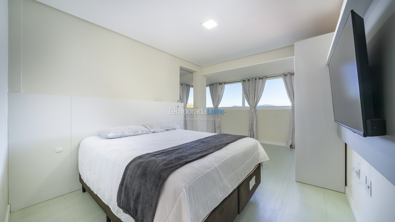 House for vacation rental in Bombinhas (Praia de Zimbros)