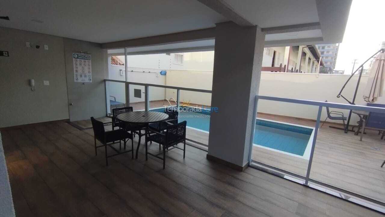 Apartamento para aluguel de temporada em Ubatuba (Praia Grande)