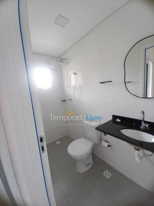 Apartamento para aluguel de temporada em Ubatuba (Praia Grande)