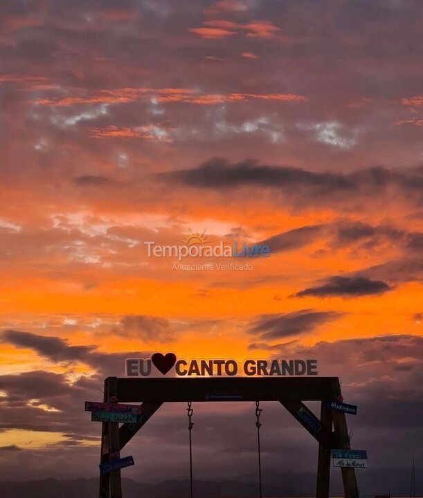 Apartamento para aluguel de temporada em Bombinhas (Canto Grande)